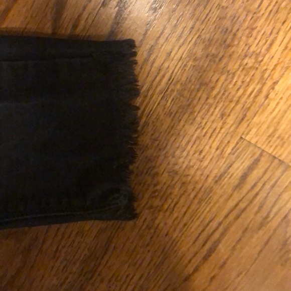 Just Black black skinny jean distressed with raw hem size 26 - Picture 4 of 4